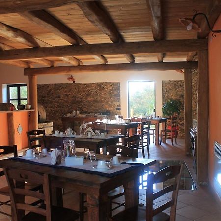 ジョイオーザ・マレーア Antico Casale Bed & Breakfast エクステリア 写真